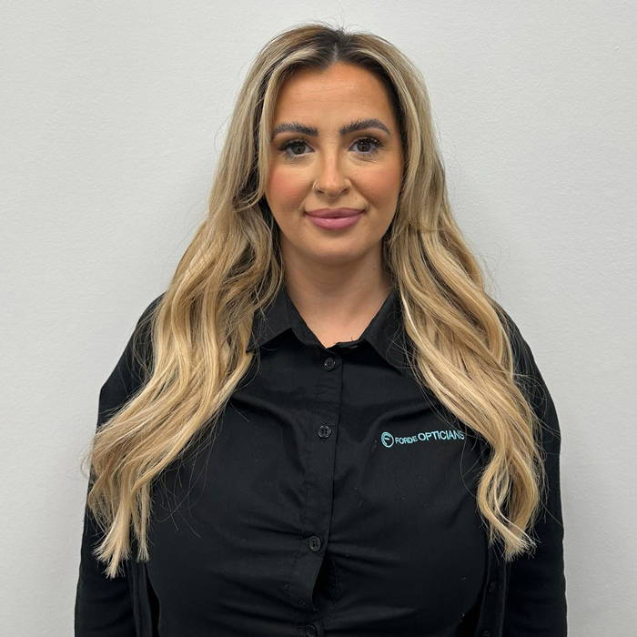 Natalie-Kennedy-Optical-Assistant